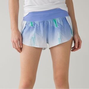 Lululemon split second short II wind chill white